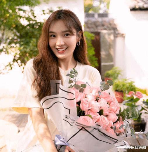 照顾小兔宝宝